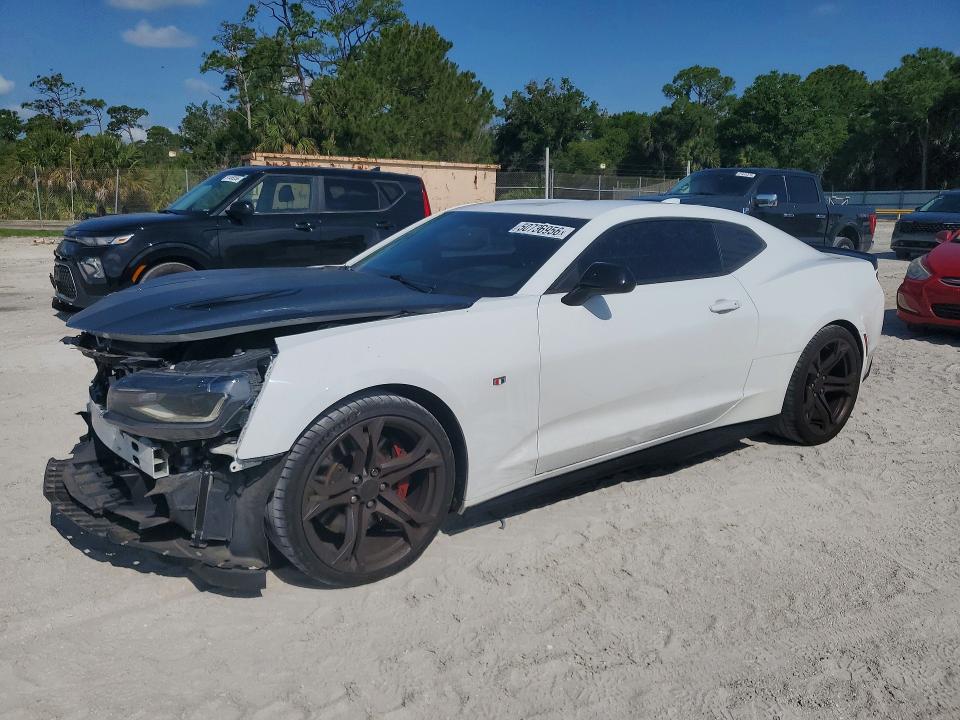50736956 :رقم المزاد ، 1G1FE1R72H0178076 vin ، 2017 Chevrolet Camaro مزاد بيع