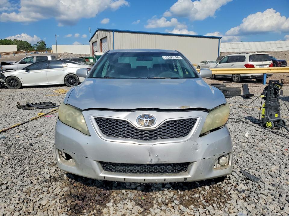 49893496 :رقم المزاد ، 4T1BF3EKXBU629405 vin ، 2011 Toyota Camry مزاد بيع