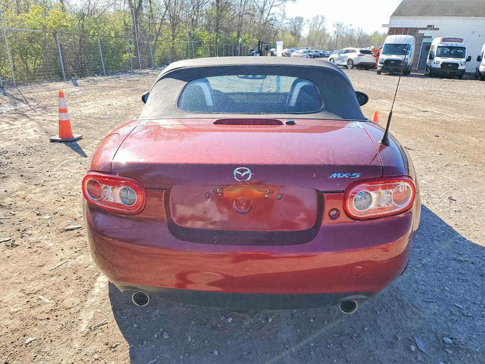 50642356 :رقم المزاد ، JM1NC2LF0C0224088 vin ، 2012 Mazda Mx-5 Miata مزاد بيع