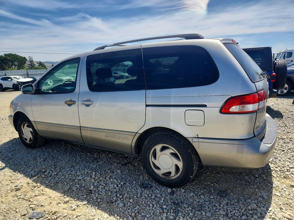 49633176 :رقم المزاد ، 4T3ZF13C92U469829 vin ، 2002 Toyota Sienna مزاد بيع