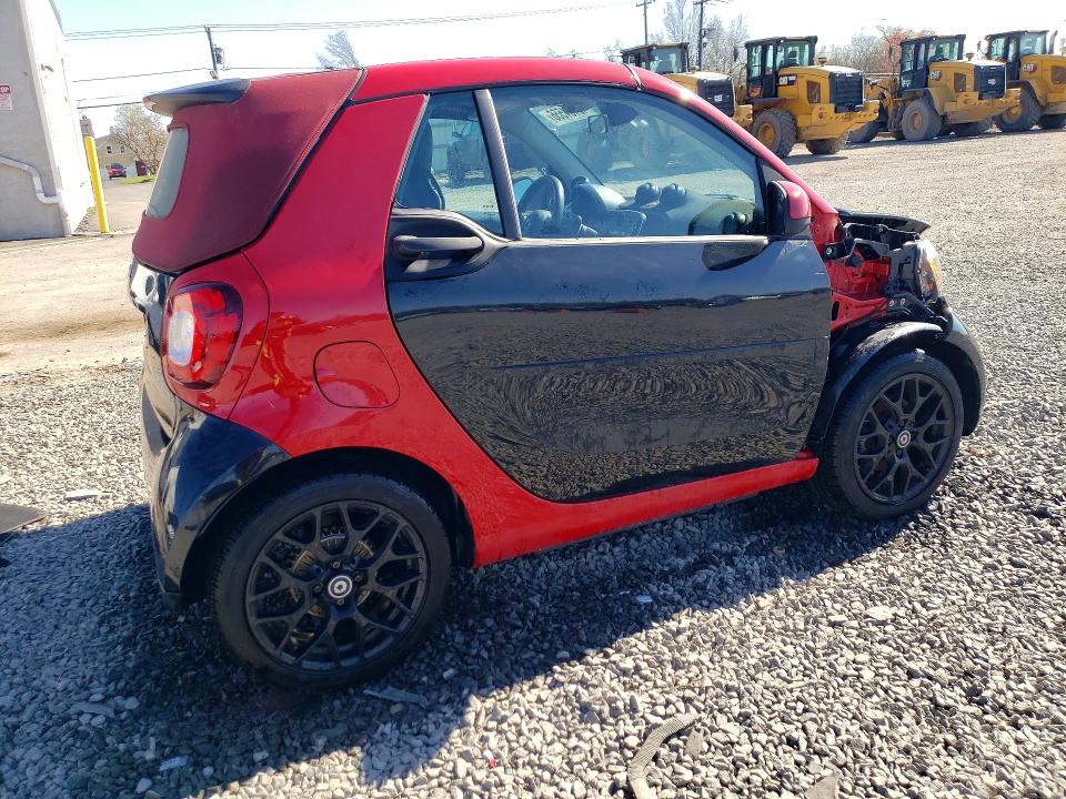 Продажа на аукционе авто 2017 Smart Fortwo, vin: WMEFK5DA5HK150417, номер лота: 49161556