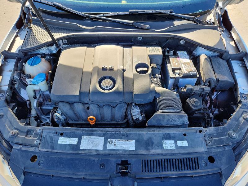 50121896 :رقم المزاد ، 1VWBH7A31DC129241 vin ، 2013 Volkswagen Passat مزاد بيع