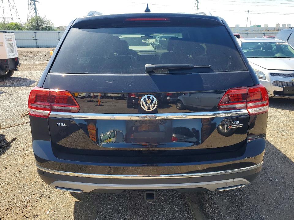 50318816 :رقم المزاد ، 1V2MR2CA6KC569006 vin ، 2019 Volkswagen Atlas مزاد بيع