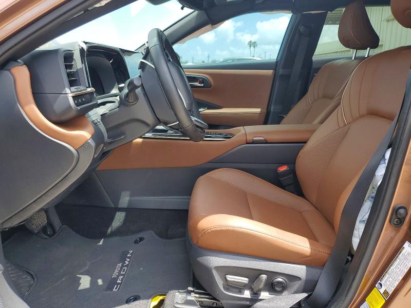 50680136 :رقم المزاد ، JTDACAAJ5S3014731 vin ، 2025 Toyota Crown Signia مزاد بيع