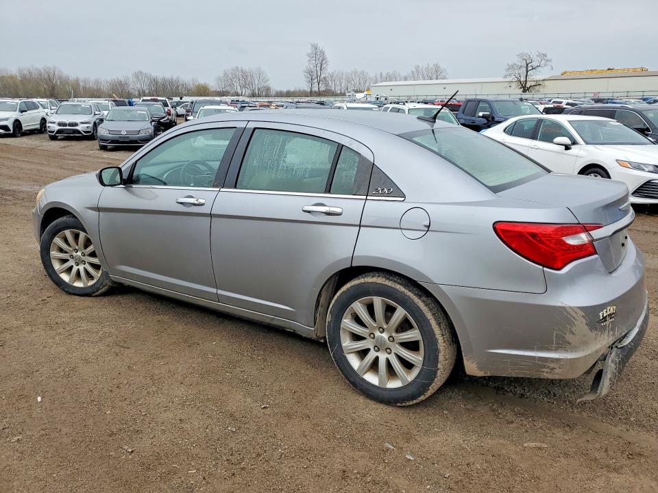 2013 Chrysler 200 მანქანა იყიდება აუქციონზე, vin: 1C3CCBCG0DN526053, აუქციონის ნომერი: 49886146