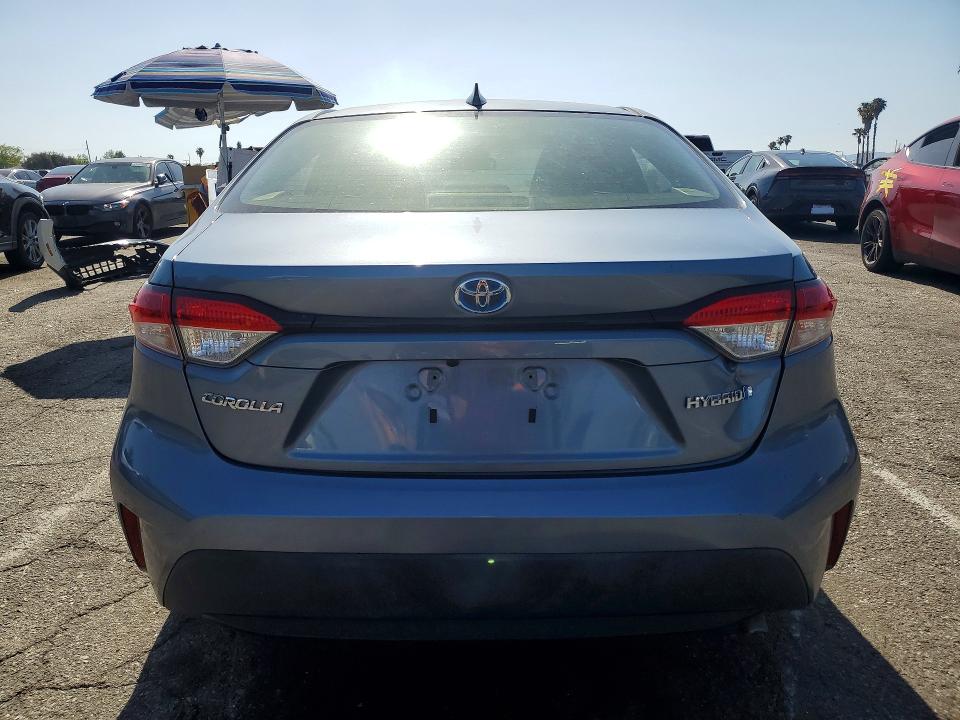 52051966 :رقم المزاد ، JTDEAMDE0MJ027828 vin ، 2021 Toyota Corolla مزاد بيع