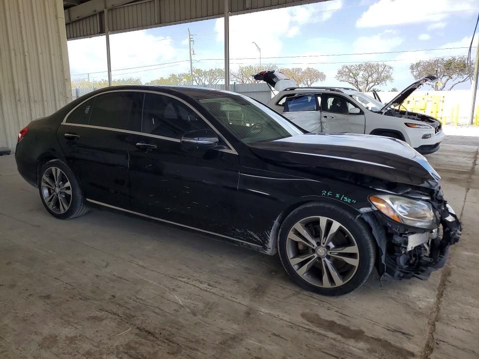 Продажа на аукционе авто 2016 Mercedes-benz C, vin: 55SWF4JBXGU132127, номер лота: 50713876