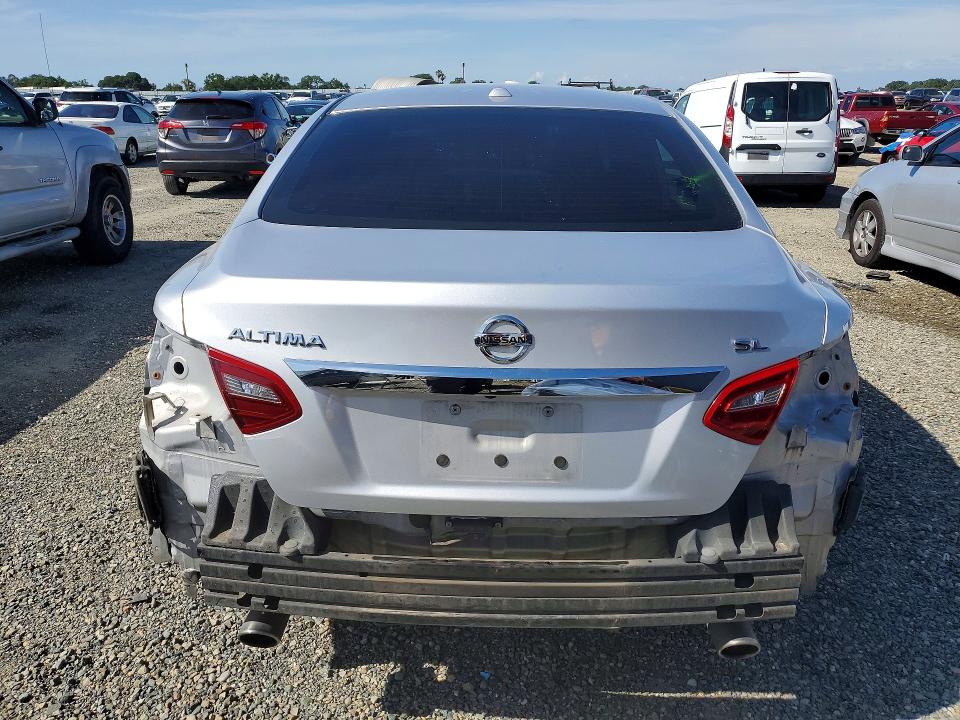 2018 Nissan Altima მანქანა იყიდება აუქციონზე, vin: 1N4AL3AP1JC215420, აუქციონის ნომერი: 51022456