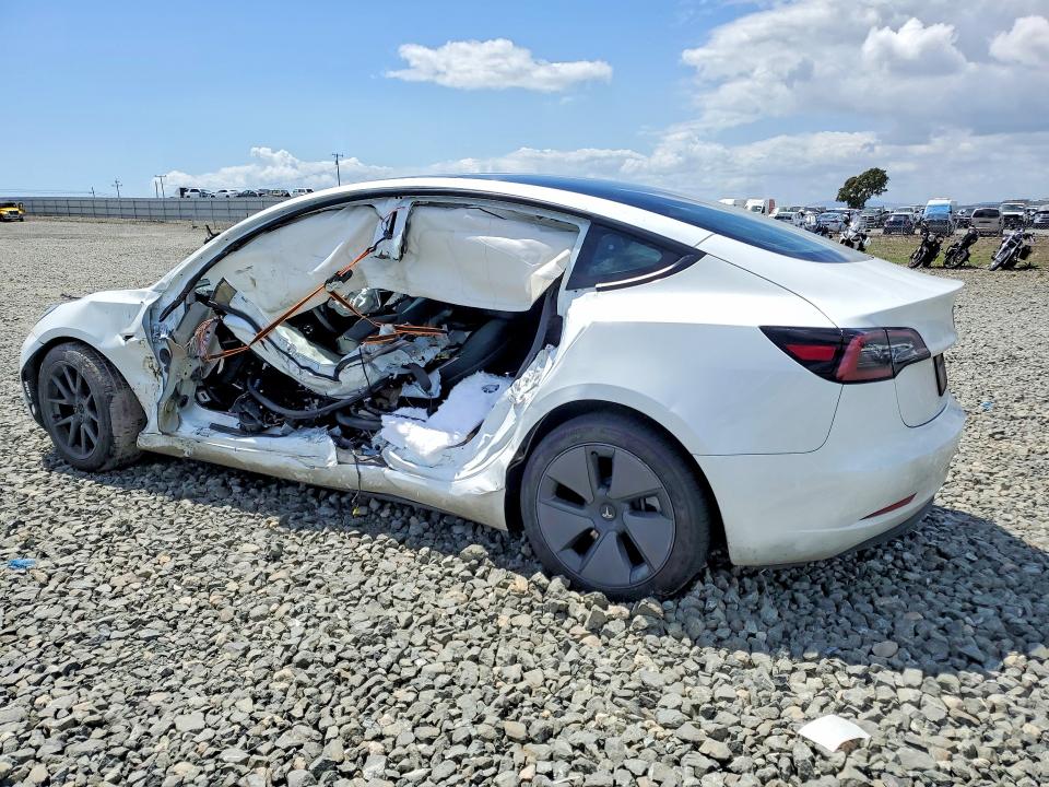 51494886 :رقم المزاد ، 5YJ3E1EB0PF675275 vin ، 2023 Tesla Model 3 مزاد بيع