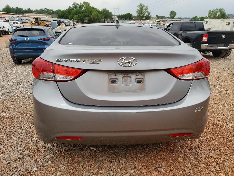 2013 Hyundai Elantra მანქანა იყიდება აუქციონზე, vin: KMHDH4AE6DU530012, აუქციონის ნომერი: 50446016
