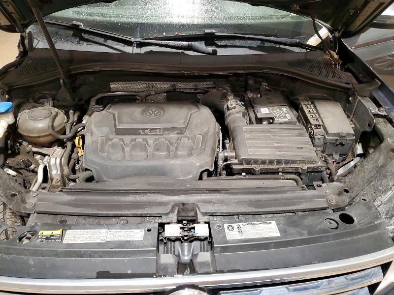 Продаж на аукціоні авто 2018 Volkswagen Tiguan, vin: 3VV2B7AXXJM204764, номер лоту: 49293866
