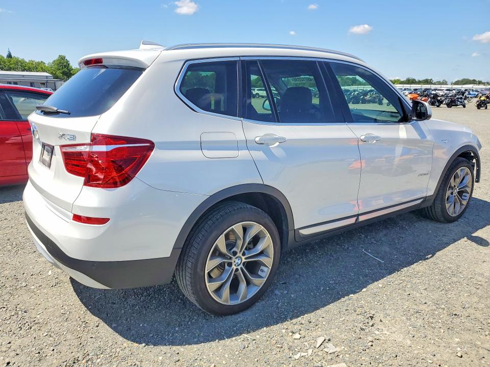 49712236 :رقم المزاد ، 5UXWX7C50H0S19363 vin ، 2017 Bmw X3 مزاد بيع