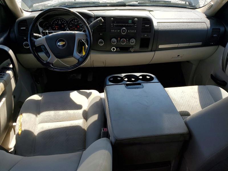 49175816 :رقم المزاد ، 3GCPKSEA8BG302978 vin ، 2011 Chevrolet Silverado مزاد بيع