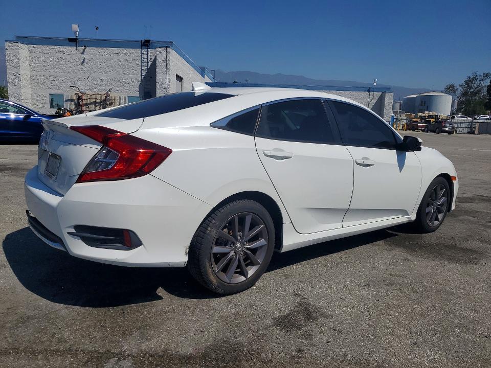 48424806 :رقم المزاد ، 19XFC1F3XME210093 vin ، 2021 Honda Civic مزاد بيع
