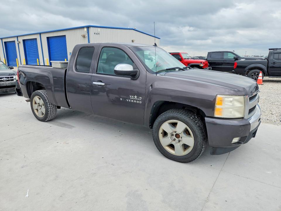 Auction sale of the 2011 Chevrolet Silverado, vin: 1GCRCSE09BZ432765, lot number: 49989756