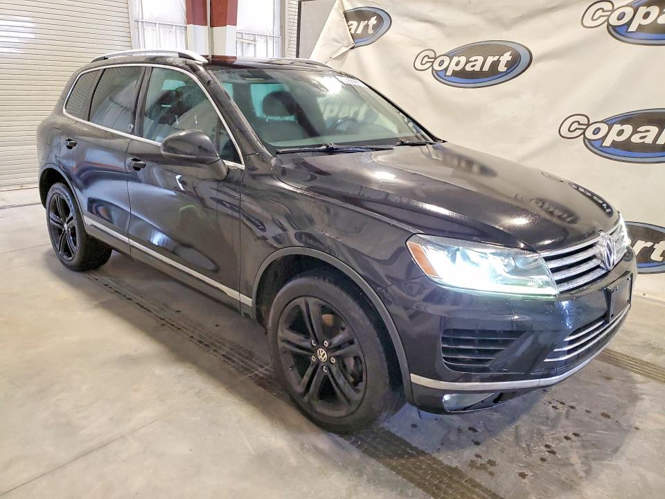 Продажа на аукционе авто 2017 Volkswagen Touareg, vin: WVGRF7BP1HD001263, номер лота: 48533336