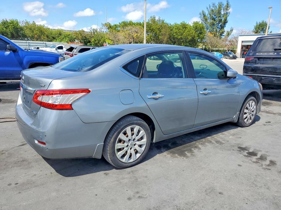 Продажа на аукционе авто 2014 Nissan Sentra, vin: 3N1AB7AP9EY240134, номер лота: 49403916