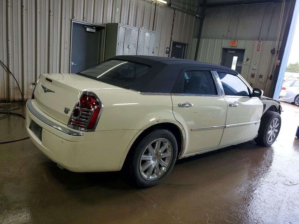 2010 Chrysler 300c მანქანა იყიდება აუქციონზე, vin: 2C3CA6CT9AH126183, აუქციონის ნომერი: 49915896