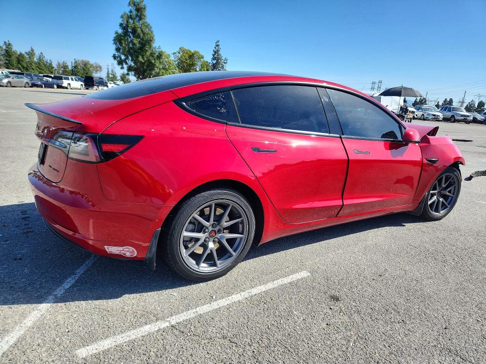 50680496 :رقم المزاد ، 5YJ3E1EA4NF131706 vin ، 2022 Tesla Model 3 مزاد بيع