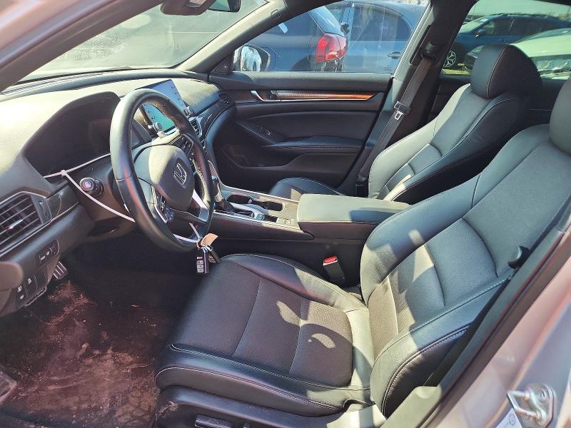 49432206 :رقم المزاد ، 1HGCV1F3XJA809654 vin ، 2018 Honda Accord مزاد بيع