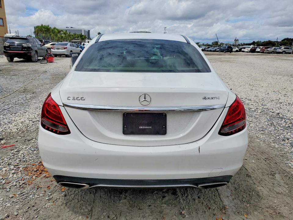 Продаж на аукціоні авто 2015 Mercedes-benz C, vin: 55SWF4KB2FU017941, номер лоту: 48848076