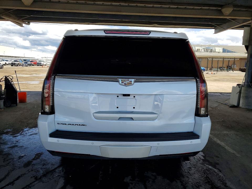 48864396 :رقم المزاد ، 1GYS4KKJ6HR136925 vin ، 2017 Cadillac Escalade مزاد بيع