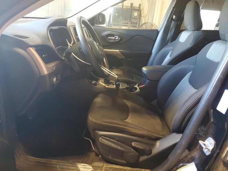 49089106 :رقم المزاد ، 1C4PJMCB2JD500493 vin ، 2018 Jeep Cherokee مزاد بيع