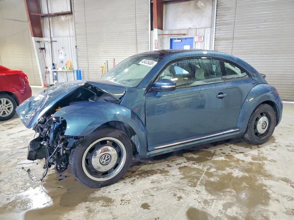Auction sale of the 2018 Volkswagen Beetle, vin: 3VWFD7AT2JM705720, lot number: 48435406