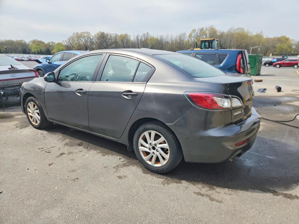 48607886 :رقم المزاد ، JM1BL1V80D1711749 vin ، 2013 Mazda 3 مزاد بيع
