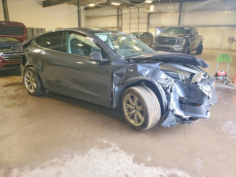 Auction sale of the 2020 Tesla Model Y, vin: 5YJYGDEEXLF043843, lot number: 50735976
