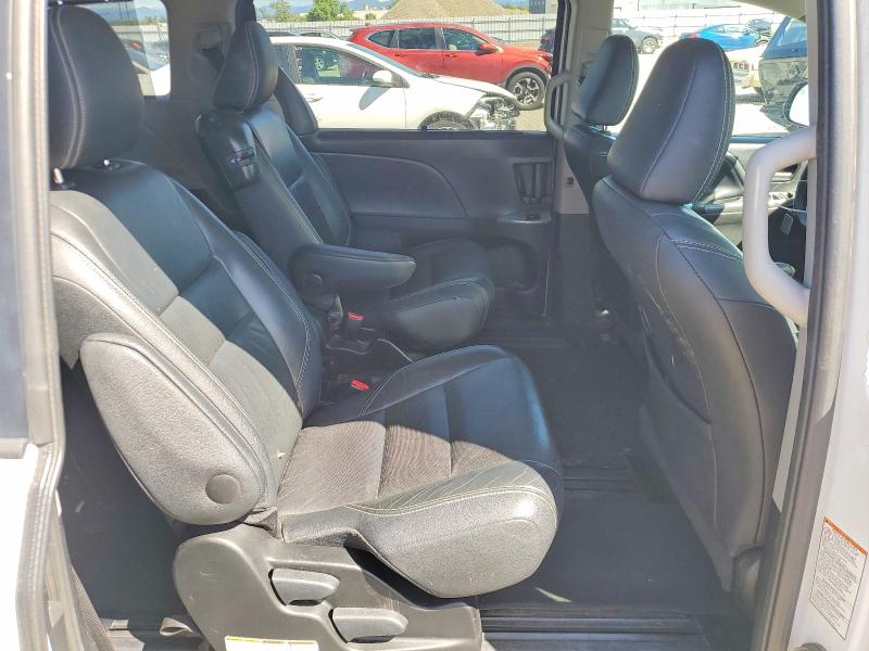 Продажа на аукционе авто 2016 Toyota Sienna, vin: 5TDXK3DC4GS742181, номер лота: 51125376