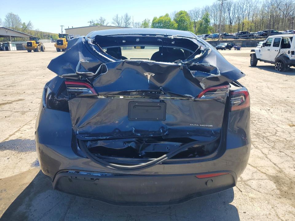 Продажа на аукционе авто 2024 Tesla Model Y, vin: 7SAYGDEE4RA330037, номер лота: 51283526