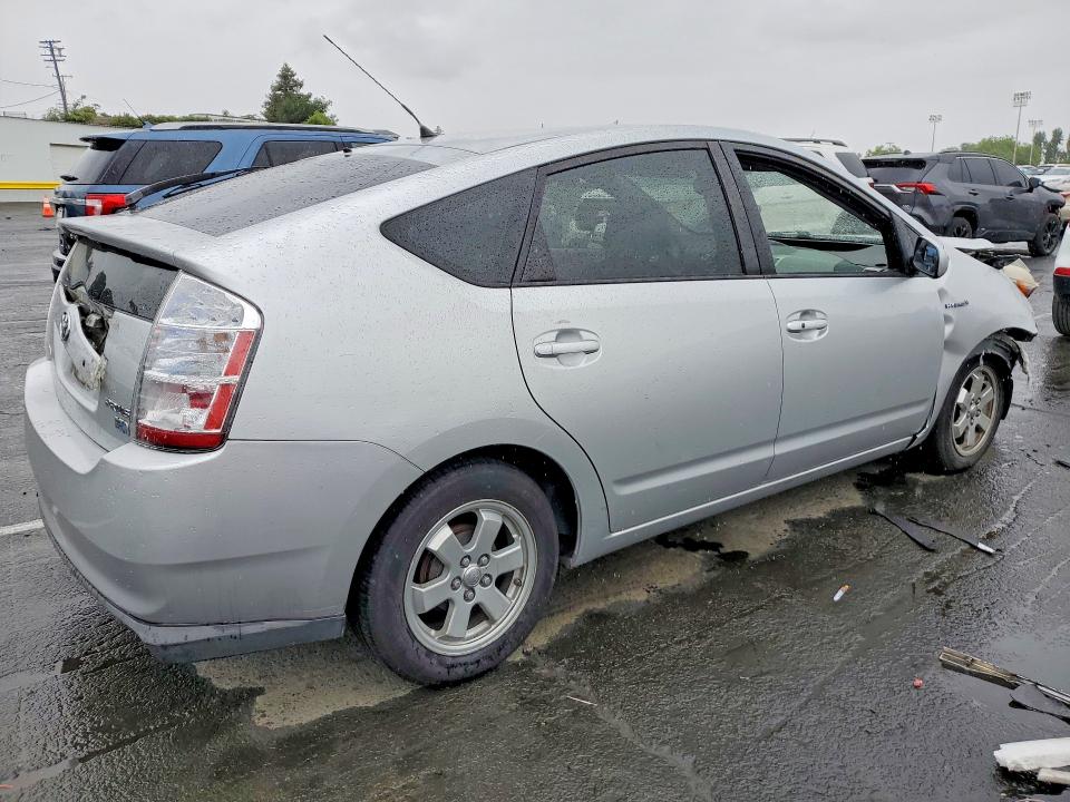 Продажа на аукционе авто 2006 Toyota Prius, vin: JTDKB20U567074807, номер лота: 50352306