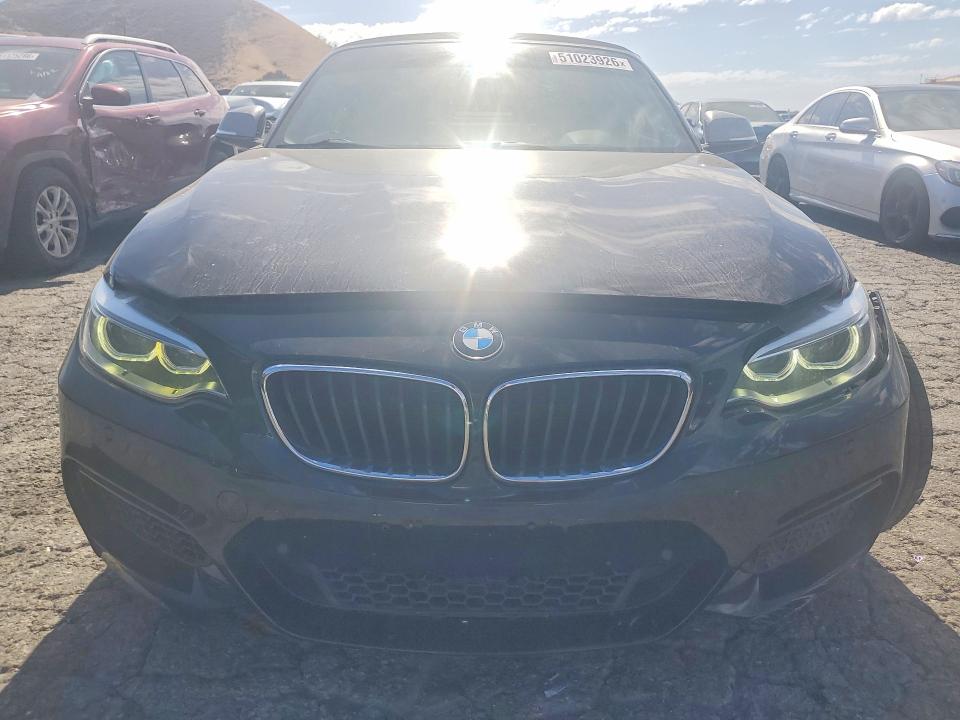51023926 :رقم المزاد ، WBA1M1C50GV394695 vin ، 2016 Bmw M235i مزاد بيع