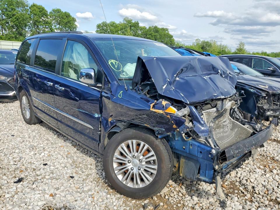 50669286 :رقم المزاد ، 2C4RC1CG9FR583647 vin ، 2015 Chrysler Town & Country مزاد بيع
