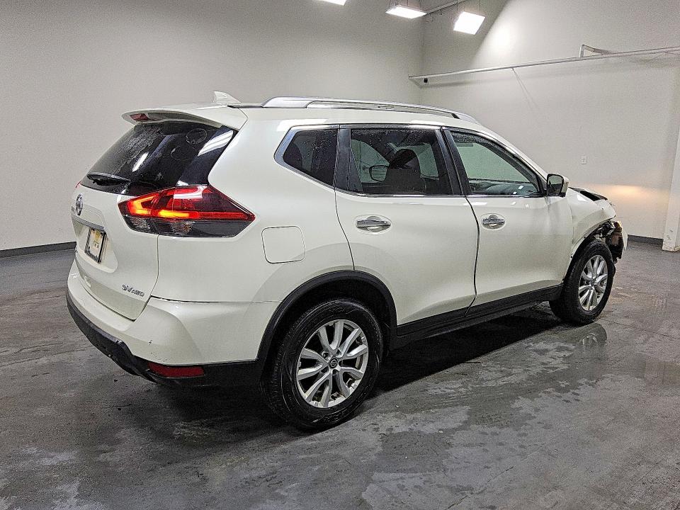 48467646 :رقم المزاد ، JN8AT2MV1JW344811 vin ، 2018 Nissan Rogue مزاد بيع