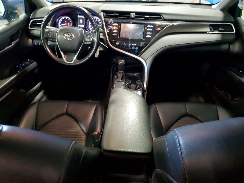 48864866 :رقم المزاد ، 4T1B11HK9JU116126 vin ، 2018 Toyota Camry مزاد بيع
