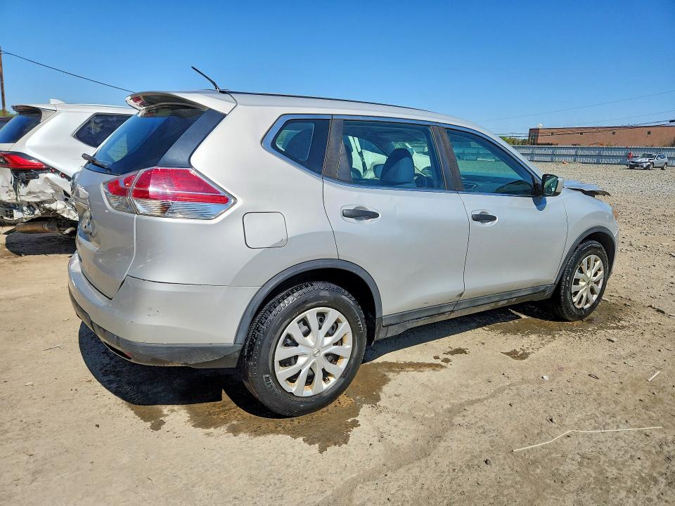 50572576 :رقم المزاد ، 5N1AT2MT8GC810587 vin ، 2016 Nissan Rogue مزاد بيع