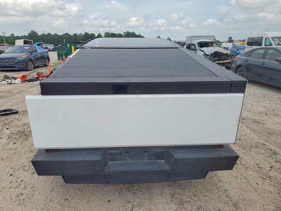 Продаж на аукціоні авто 2024 Tesla Cybertruck, vin: 7G2CEHED9RA037825, номер лоту: 49335636