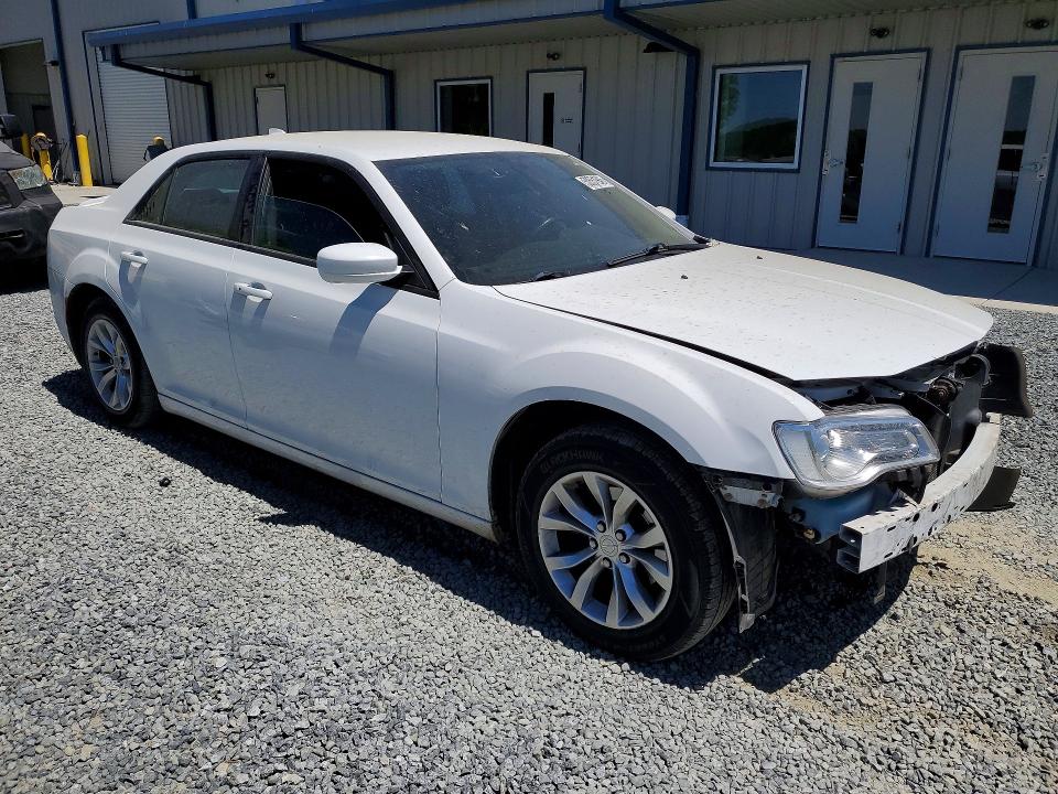 2016 Chrysler 300 მანქანა იყიდება აუქციონზე, vin: 2C3CCAAG1GH206881, აუქციონის ნომერი: 50551946