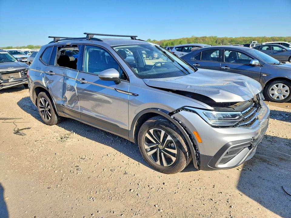 2024 Volkswagen Tiguan მანქანა იყიდება აუქციონზე, vin: 3VVFB7AX0RM077522, აუქციონის ნომერი: 50490686