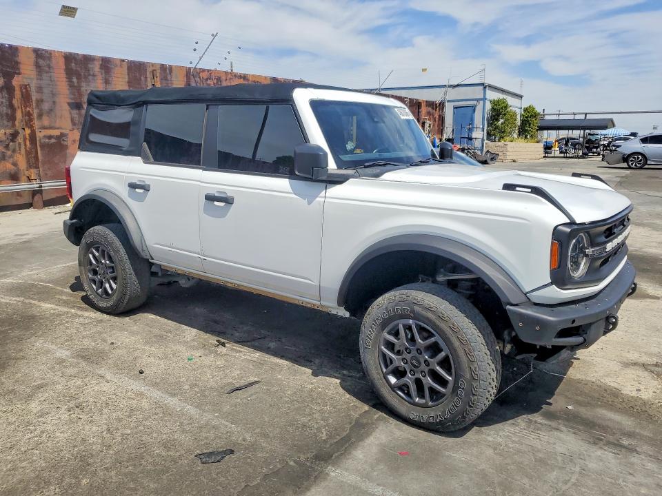 2022 Ford Bronco მანქანა იყიდება აუქციონზე, vin: 1FMDE5BH3NLB16572, აუქციონის ნომერი: 48870366