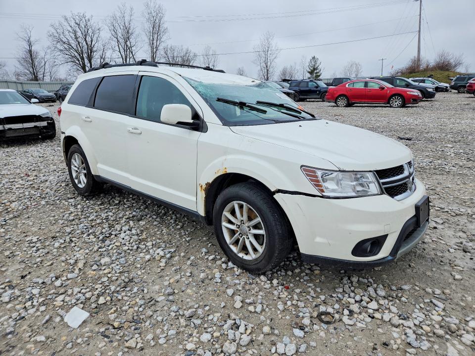 48324506 :رقم المزاد ، 3C4PDCCG4FT516208 vin ، 2015 Dodge Journey مزاد بيع