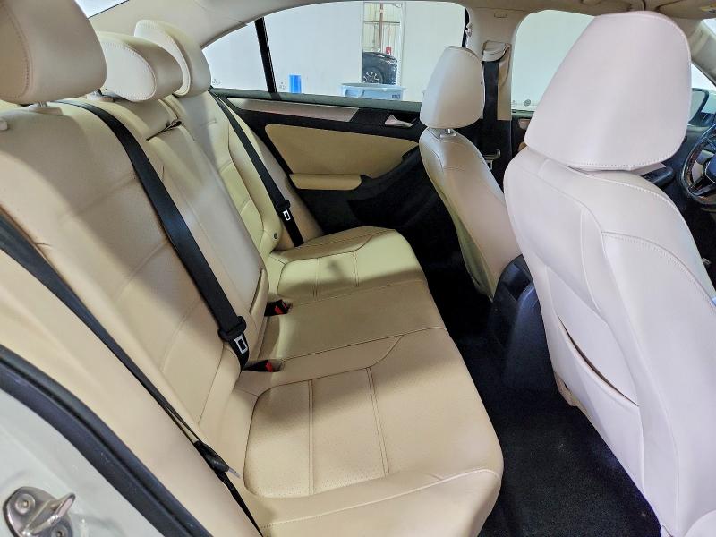 2017 Volkswagen Jetta მანქანა იყიდება აუქციონზე, vin: 3VWDB7AJ7HM301401, აუქციონის ნომერი: 51318166