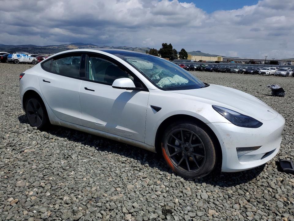51494886 :رقم المزاد ، 5YJ3E1EB0PF675275 vin ، 2023 Tesla Model 3 مزاد بيع