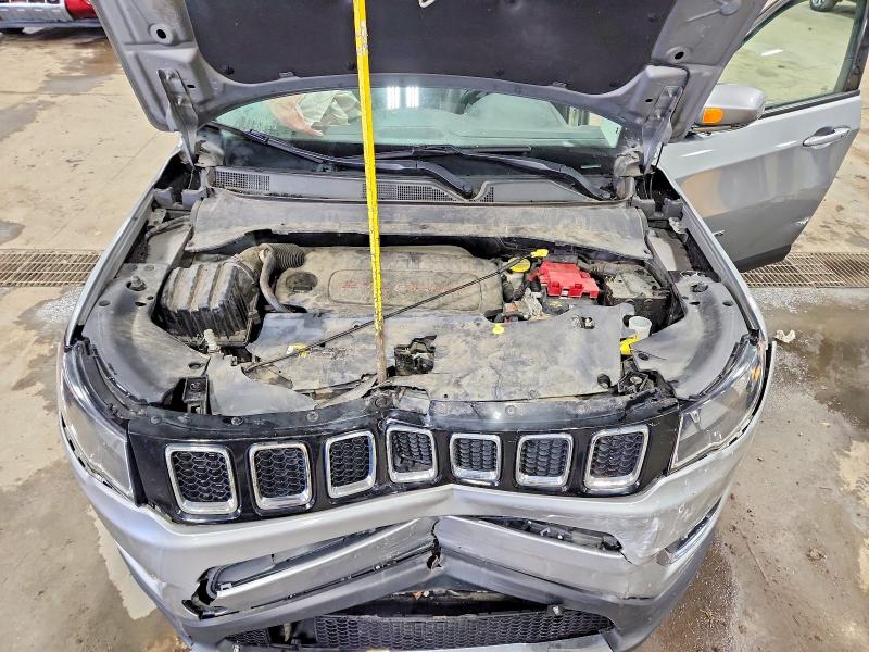50481786 :رقم المزاد ، 3C4NJDCB9MT553603 vin ، 2021 Jeep Compass مزاد بيع