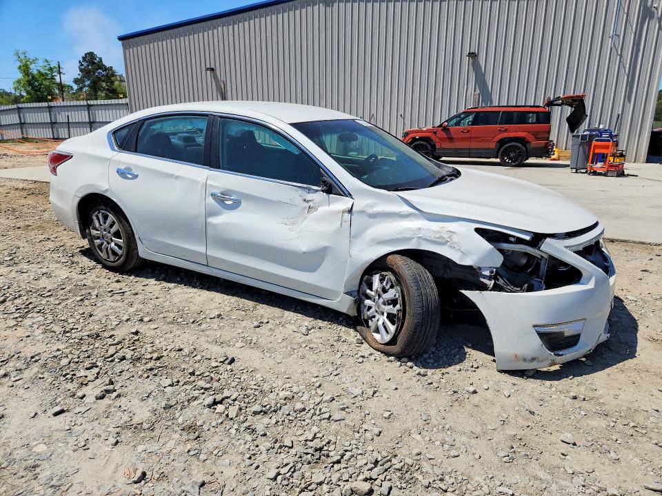 Продажа на аукционе авто 2015 Nissan Altima, vin: 1N4AL3AP6FC251675, номер лота: 49431246