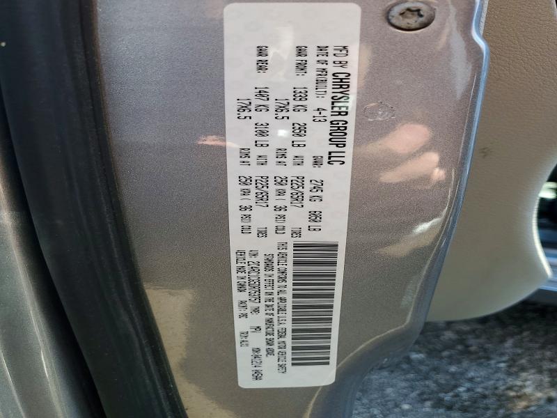 48846186 :رقم المزاد ، 2C4RC1CG5DR753757 vin ، 2013 Chrysler Town & Country مزاد بيع