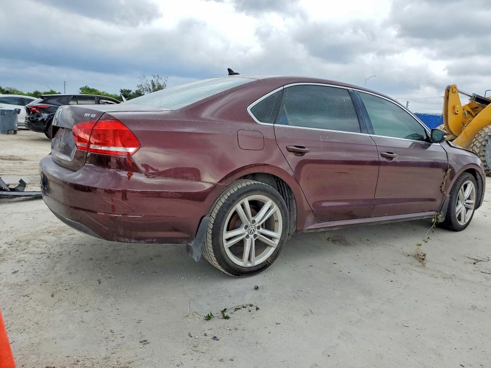 2014 Volkswagen Passat მანქანა იყიდება აუქციონზე, vin: 1VWBN7A31EC064935, აუქციონის ნომერი: 50571876