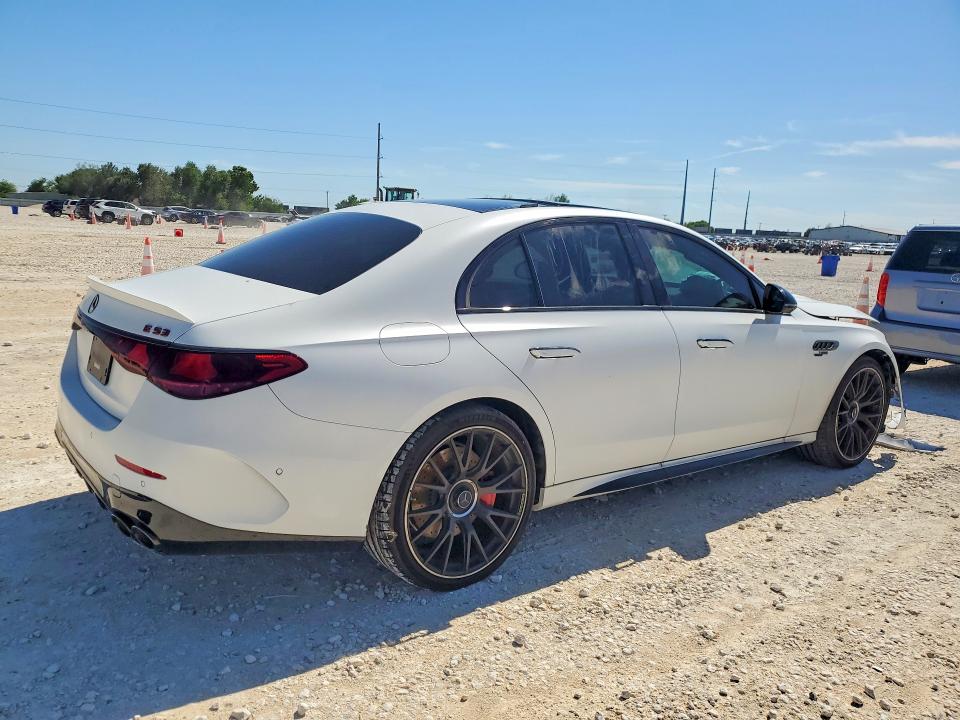 Продаж на аукціоні авто 2025 Mercedes Benz E, vin: W1KLF6DB3SA125510, номер лоту: 48562686